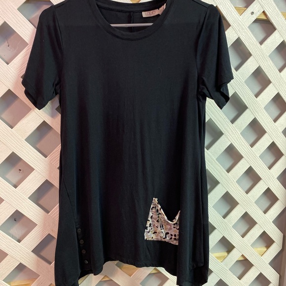 LOGO by Lori Goldstein Cotton Modal Knit Top Button Detail & Pocket Black XXS - Picture 2 of 4